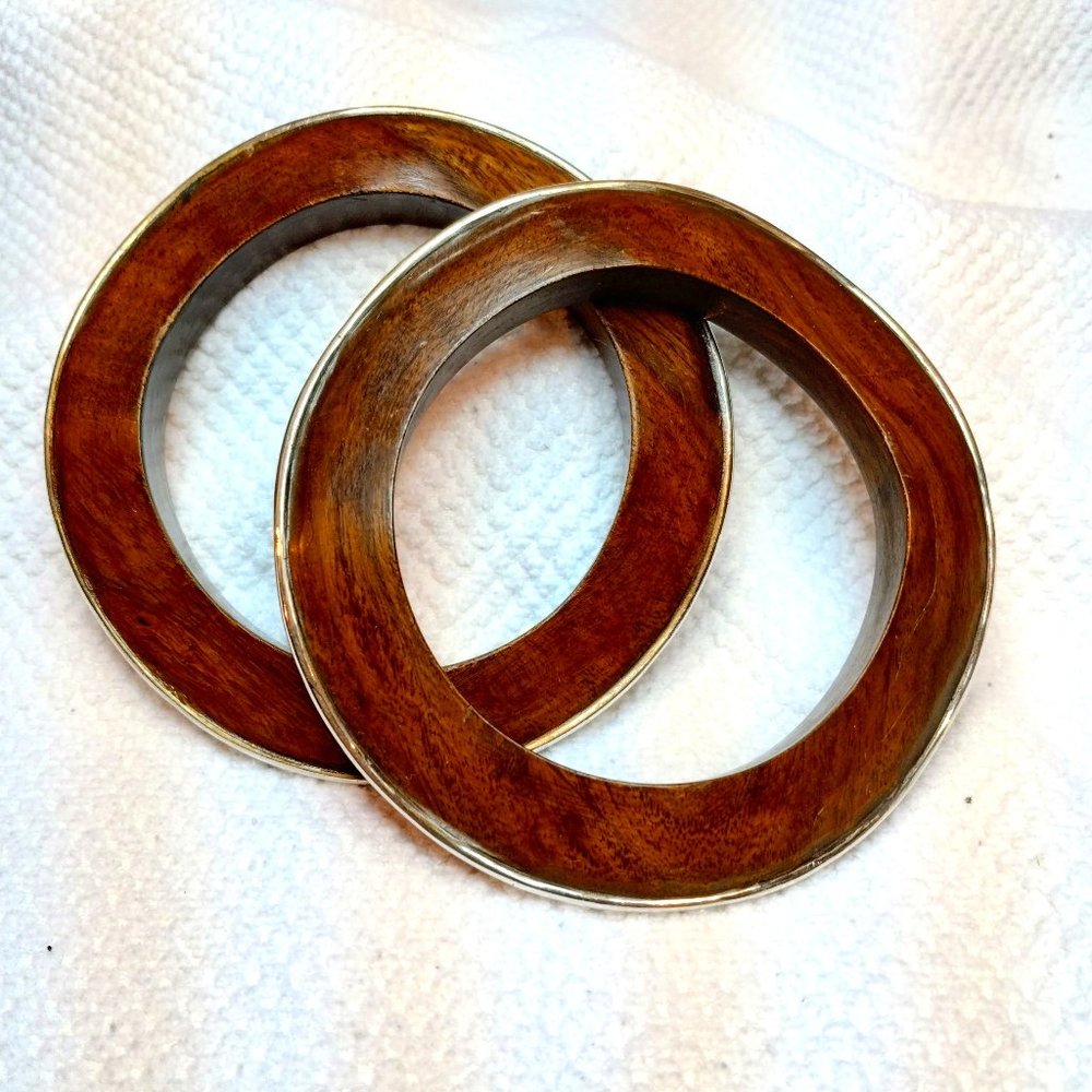 Silpada Wavy Rosewood and Silver bangles